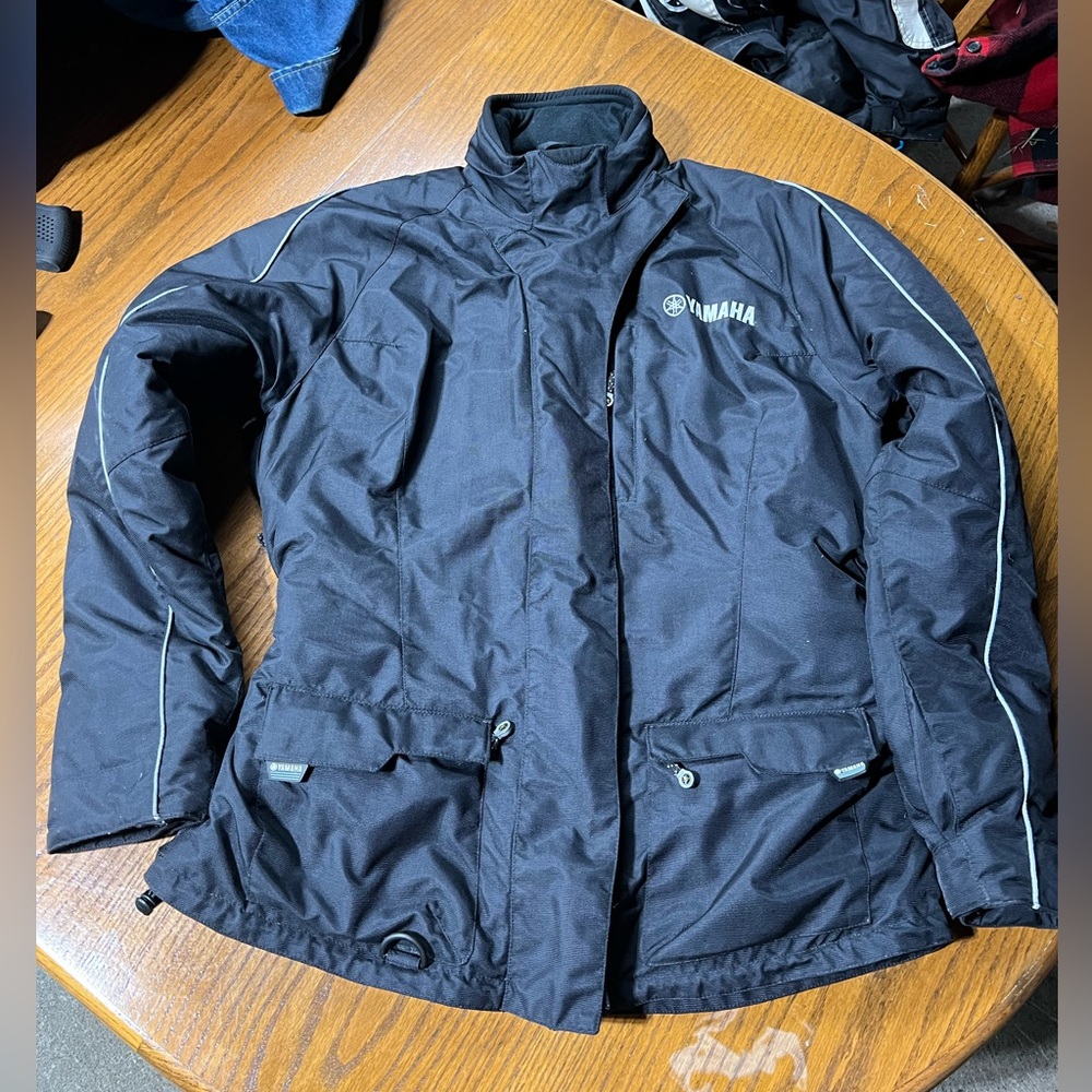 Women’s XL Insulated Yamaha Snowmobile Jacket